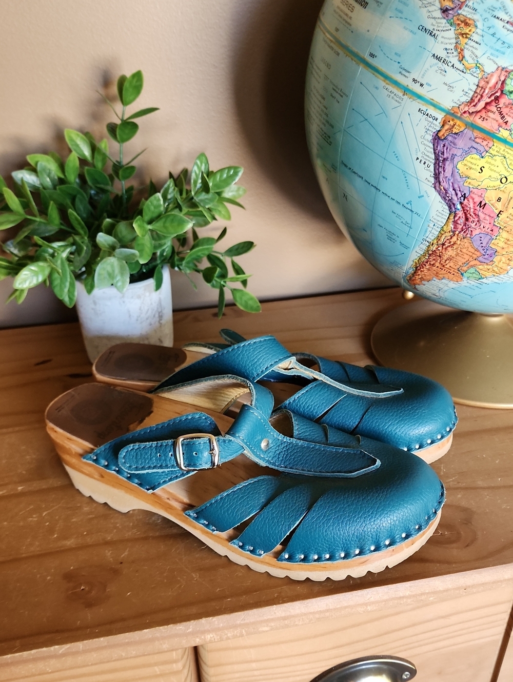 Troentorp Teal Mary Jane Leather Clogs Size 39